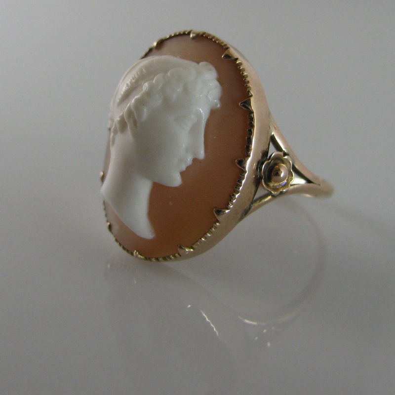 Vintage Cameo Ring in Rose Gold The Antiques Room