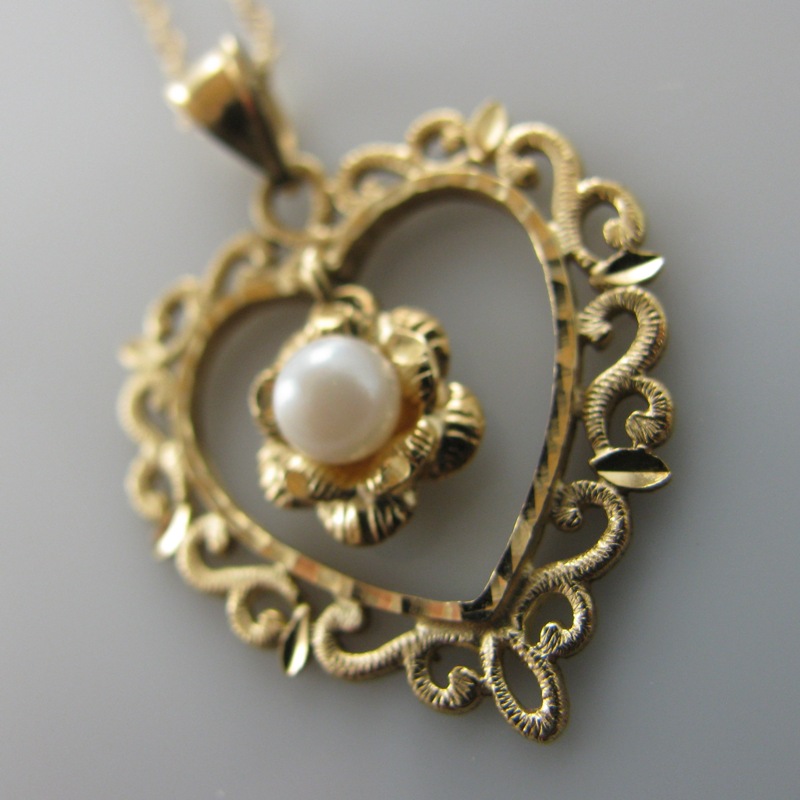 Heart Shaped Pendant with Pearl | The Antiques Room