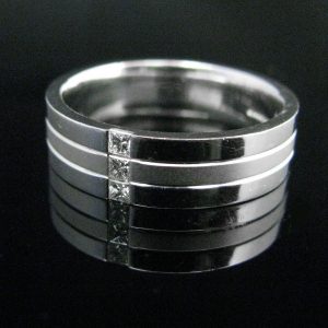 Gents 18k White Gold/ Diamond Wedding Band