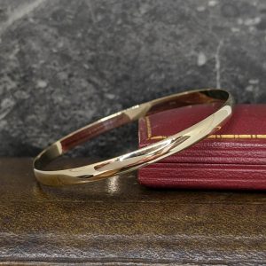 Vintage 9k Gold Bangle – Small Size - 4.8mm Wide