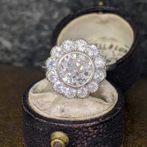 Beautiful Diamond Cluster Ring in Platinum - 2.4ct