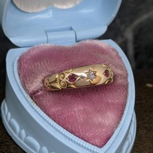 Antique Ruby and Diamond Ring in 15ct Gold - 1894