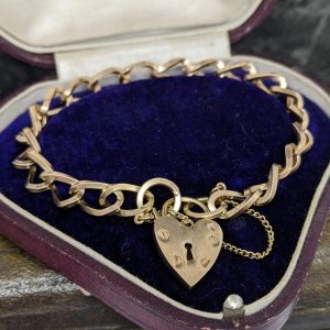 Vintage Curb Link Bracelet in 9k Gold
