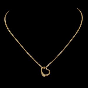 Vintage Heart Pendant in 18k Gold