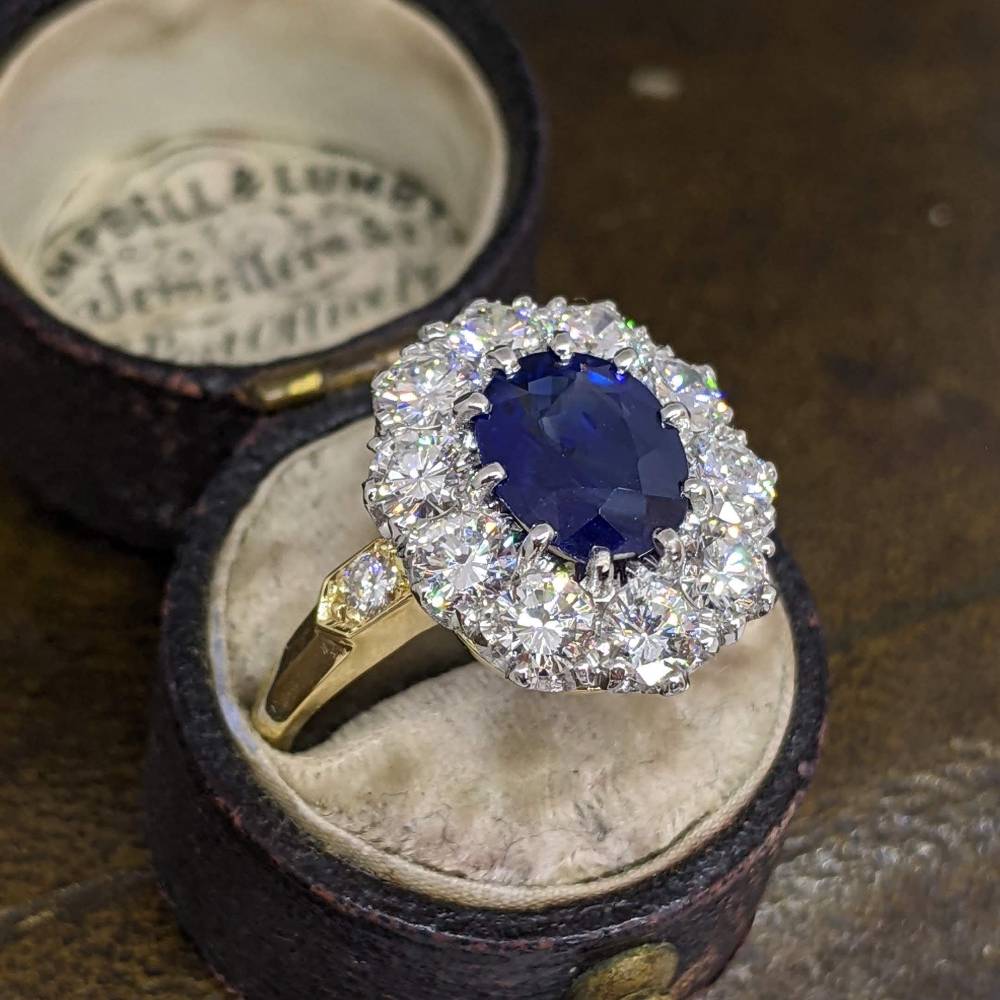Sapphire and diamond cluster