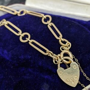SOLD - Vintage Fancy Link Bracelet in 9k Gold - 1971